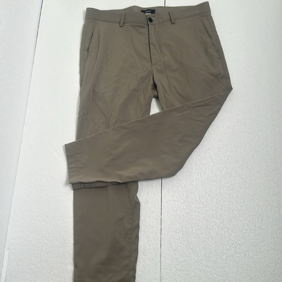 Theory men beige pants size 33 - Picture 3 of 10